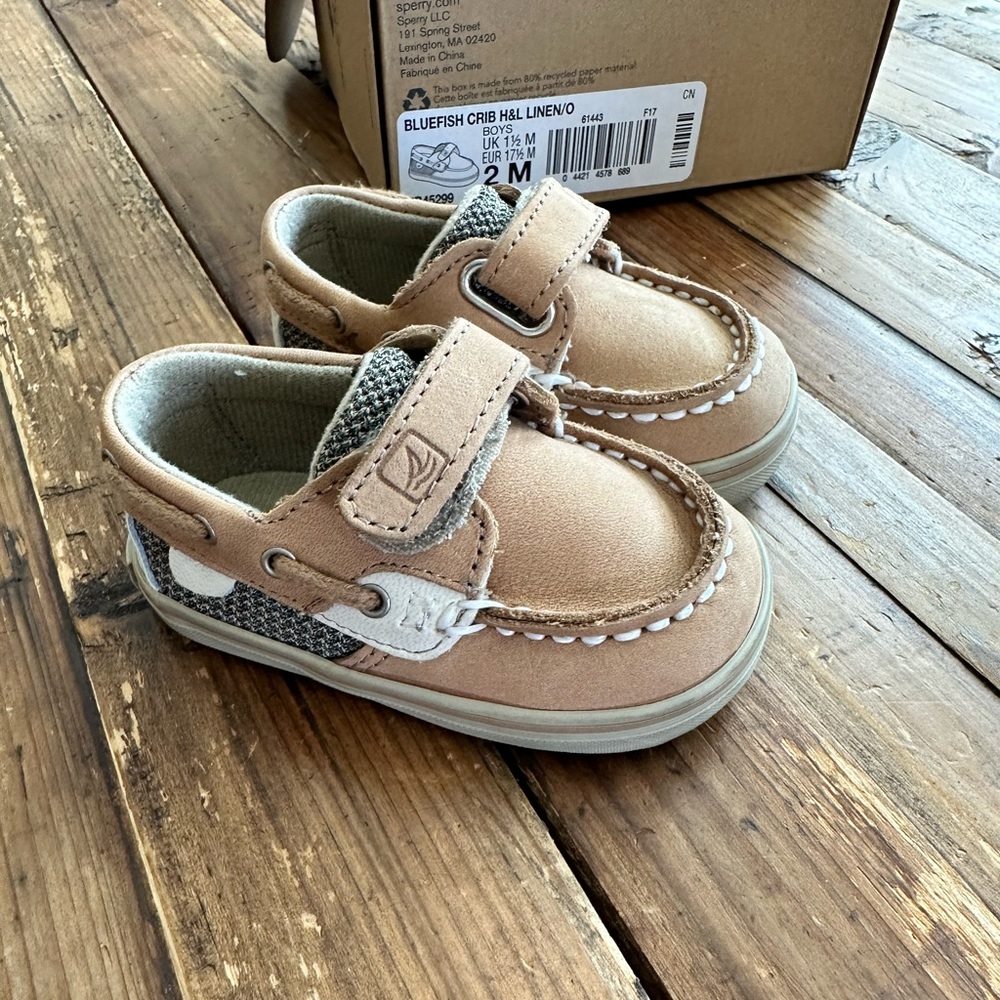 Sperry bluefish crib boat shoe